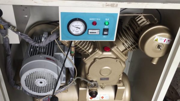 Máy nén khí trục vít Nhật bãi