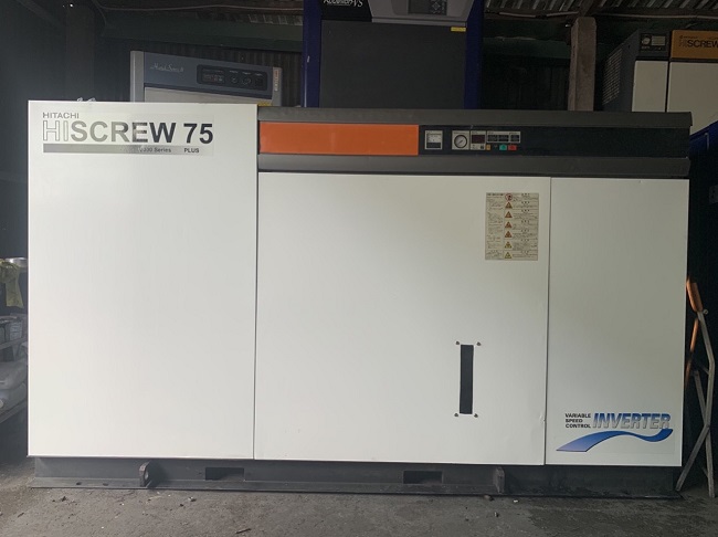 Máy nén khí trục vít cũ Hitachi Hiscrew 75kw (seri 2000)