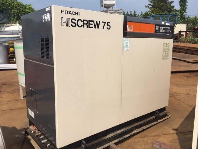 Máy nén khí Hitachi 75kw là dòng máy nén được nhiều đơn vị tin dùng. Máy nén khí Hitachi 75kw là dòng máy nén được nhiều đơn vị tin dùng.