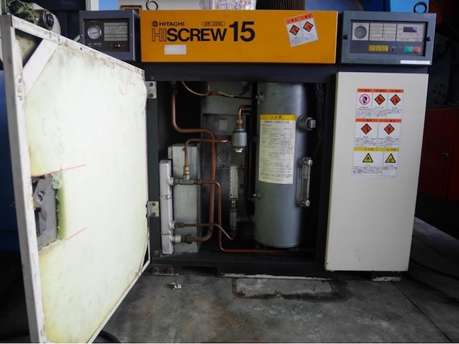 Máy nén khí Hitachi cũ Vạn Lợi hiện đại ngày nay đều dùng bảng điều khiển điện tử. Máy nén khí Hitachi cũ Vạn Lợi hiện đại ngày nay đều dùng bảng điều khiển điện tử.